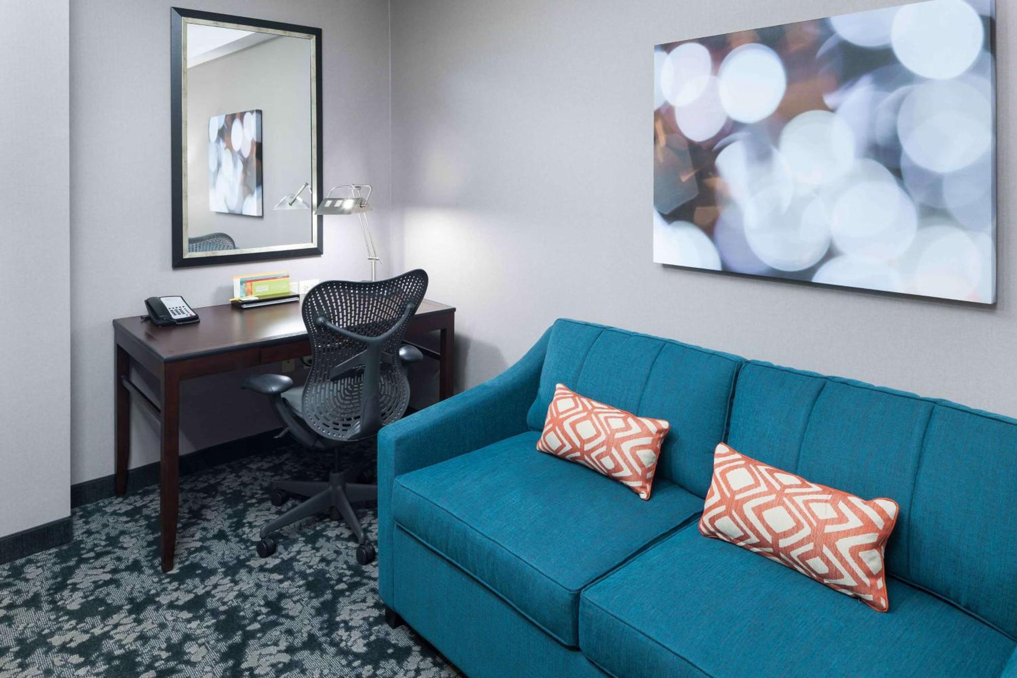 Hilton Garden Inn Detroit/Novi Buitenkant foto